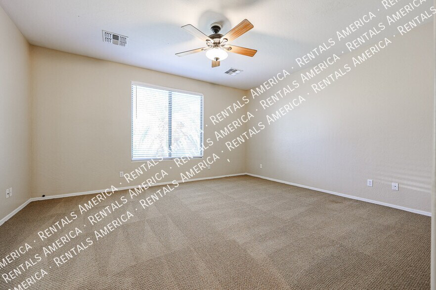 Building Photo - 6974 S Scott Dr