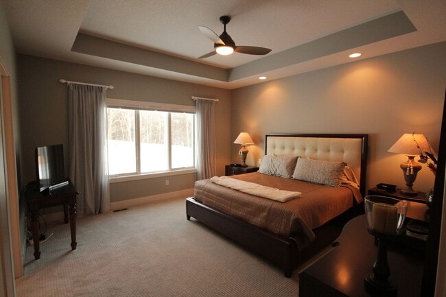 Building Photo - Beautiful luxury custom home