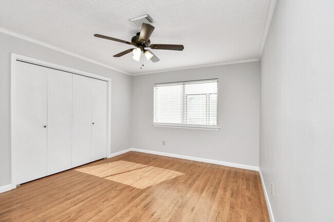 Building Photo - 315 Muirwood Ln