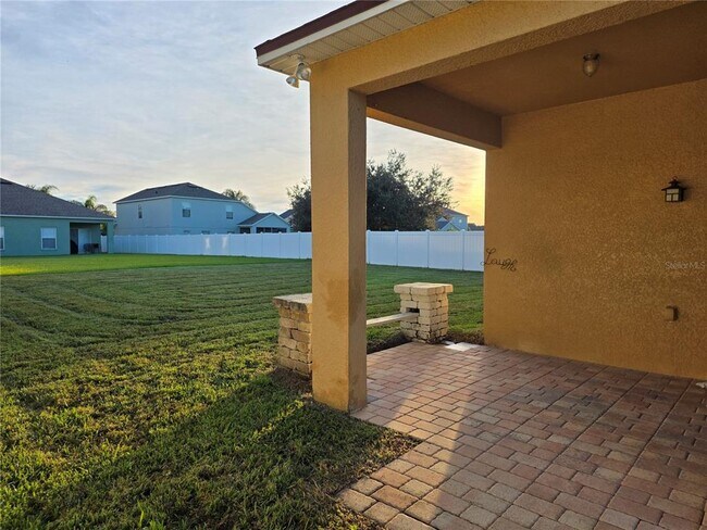 Building Photo - 313 Key Haven Dr