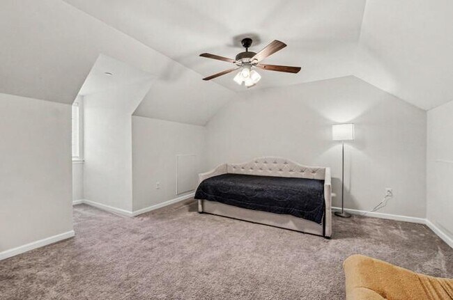 Building Photo - 519 Byler Cir