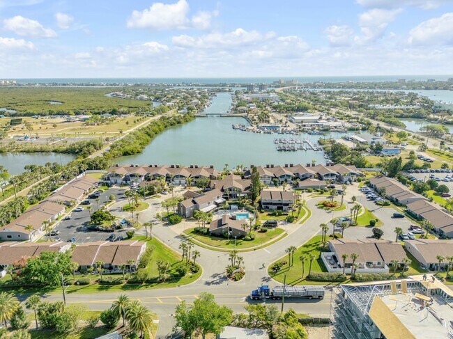 Building Photo - 129 Lagoon Ct