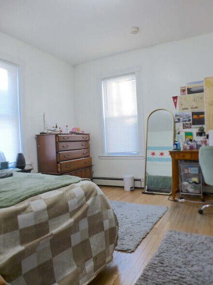 Building Photo - 17 Eldora St