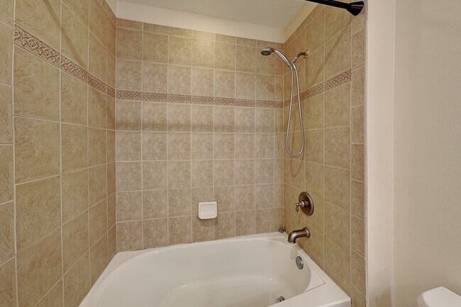 Building Photo - 14614 Cableshire Way