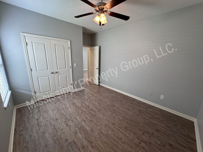 Building Photo - 3BR/2BA Home