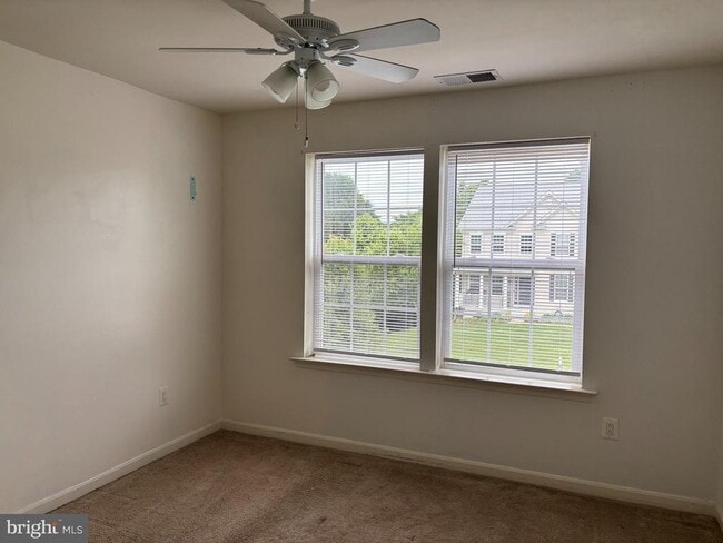 Building Photo - 9820 Leighland Ct