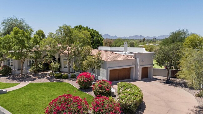 Building Photo - 10800 E Cactus Rd