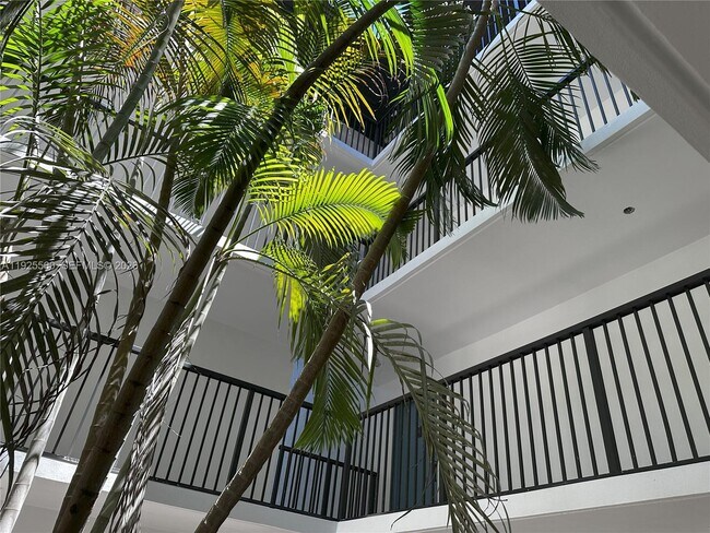 Building Photo - 55 Ocean Ln Dr