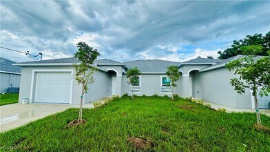 Building Photo - 509 SE 4th Terrace