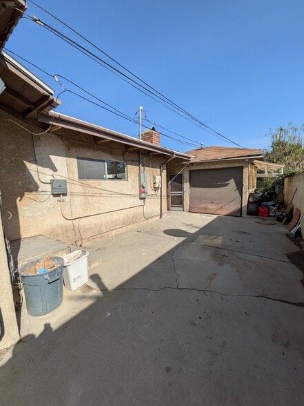 Building Photo - 336 S Ynez Ave