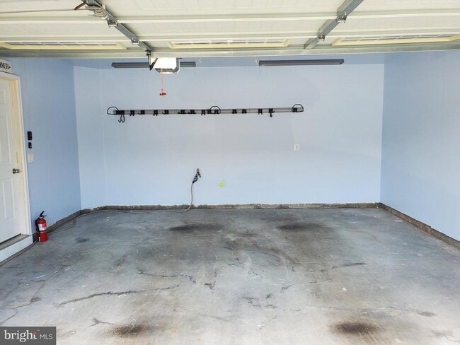 Building Photo - 23605 Rose Leigh Terrace
