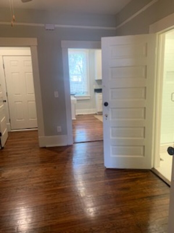 Building Photo - 414 Seiler Ave