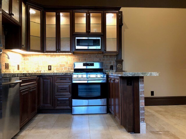 Building Photo - 220 Geneva Ave