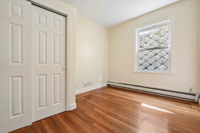 Building Photo - 310 Palisade Ave