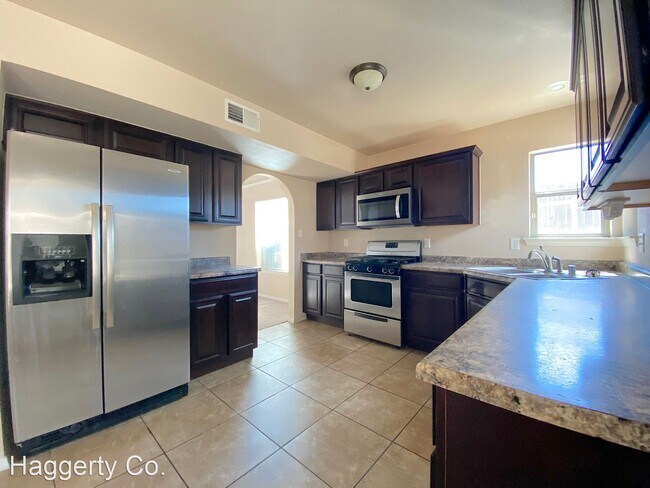 Building Photo - 4 br, 3 bath House - 11201 - Duster Dr.