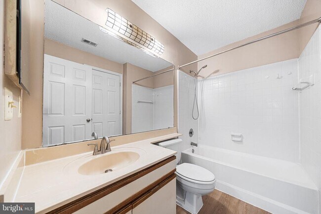 Building Photo - 12109 Green Ledge Ct