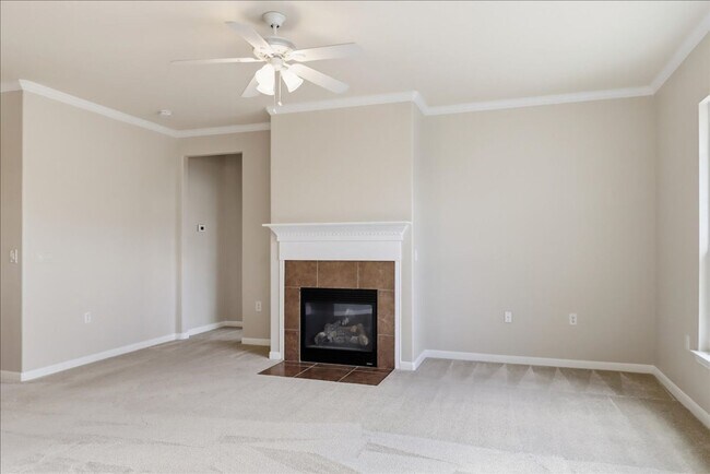 Building Photo - 809 Whispering Wind Dr