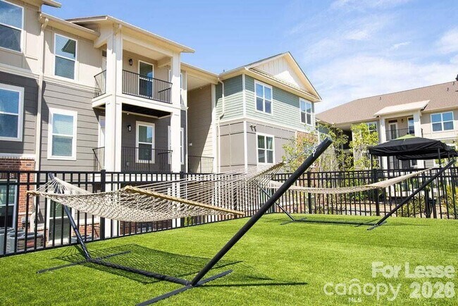 Building Photo - 102 Kennedy Rdg Wy