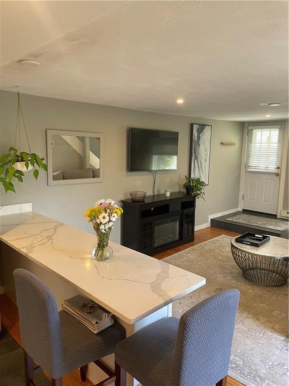 Building Photo - 16 Dudley Ave