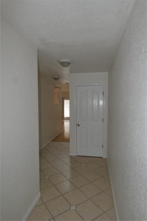 Building Photo - 617 Segovia Ct NE