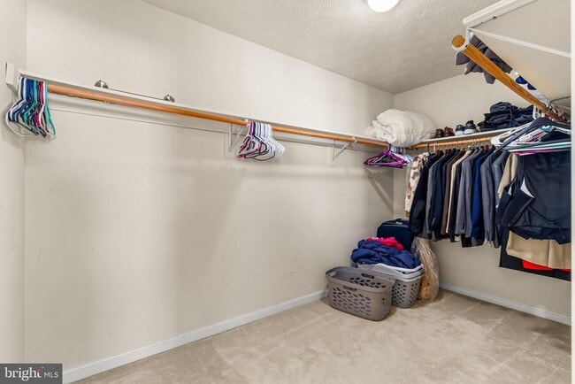 Building Photo - 8920 Flour Ct