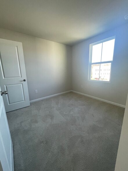 Building Photo - 241 Conte Ct