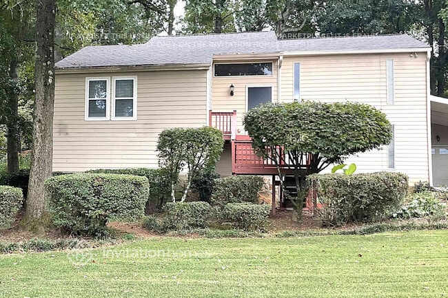 Building Photo - 5345 N Fork Dr SW