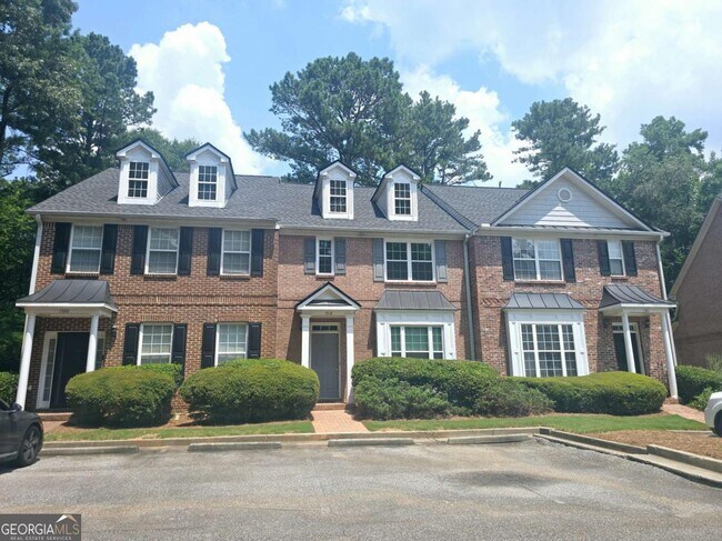 Building Photo - 1318 Guilderoy Ln