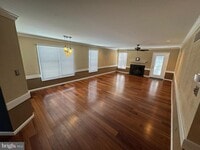 Building Photo - 11 Killdeer Ln