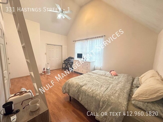 Building Photo - 331 Hastings St