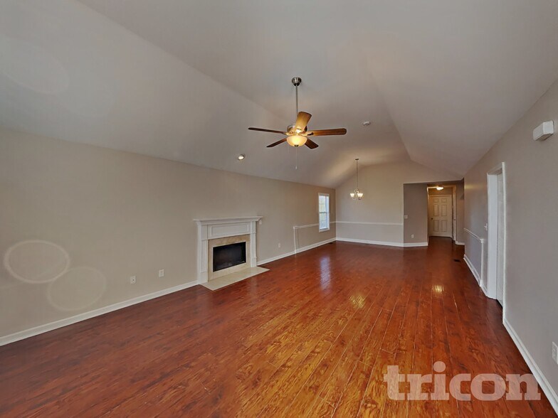 Building Photo - 1721 Stephenson Ln