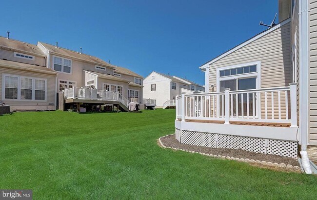 Building Photo - 1709 Hayle Dr
