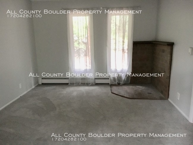 Building Photo - Renovated Lefthand Canyon Home