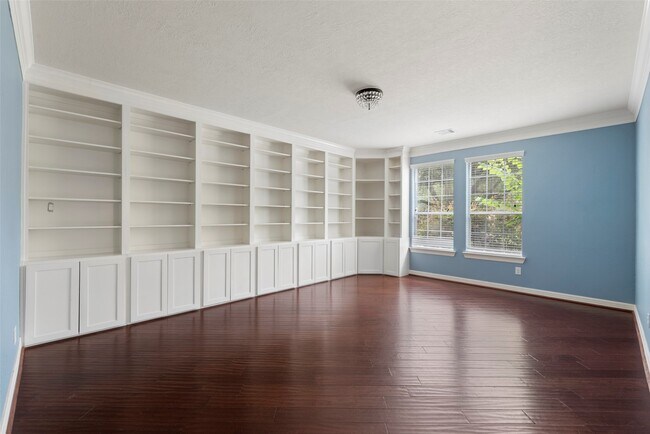 Building Photo - 7827 Trinity Hills Ln