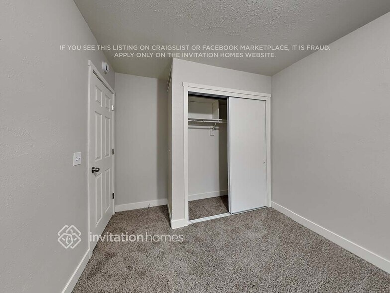 Building Photo - 3714 S Pitkin Cir