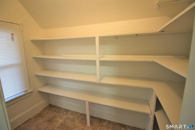 Building Photo - 19 Nesbit Ave