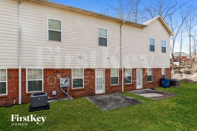 Building Photo - 866 Ivydale Ln SW