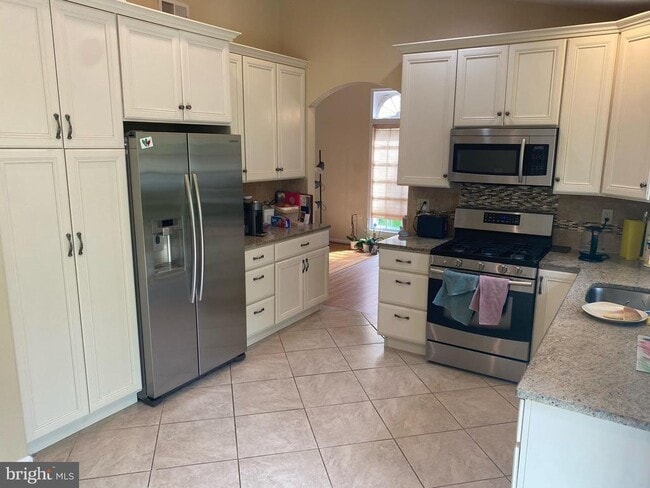 Building Photo - 947 Farm Haven Dr