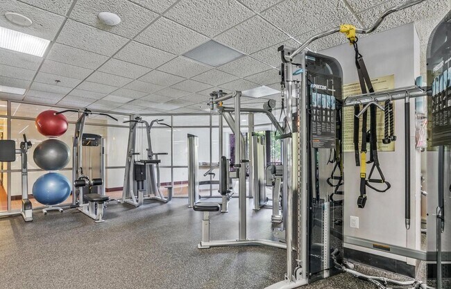 Building Photo - 1276 N Wayne St