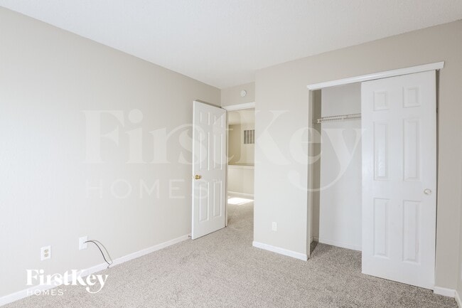 Building Photo - 1319 Freemont Ln