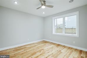 Building Photo - 411 W Hewson St