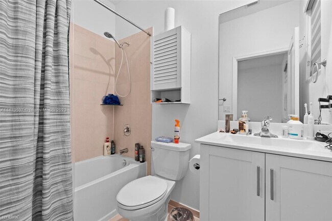 Building Photo - 3 br, 3 bath House - 14807 SW 183rd Ter