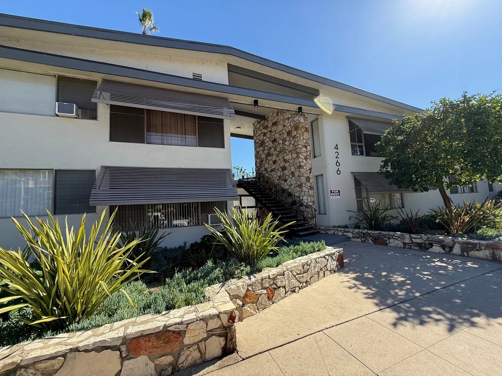 Building Photo - 4266 Fulton Ave