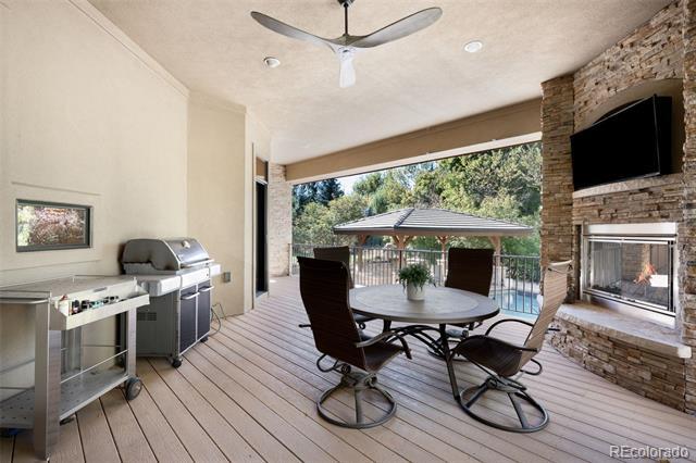 Building Photo - 1705 W Hinsdale Pl