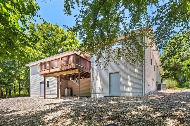 Building Photo - 99 Buckingham Dr