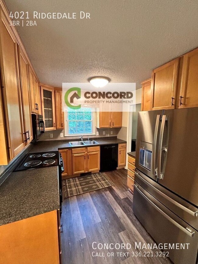 Building Photo - 4021 Ridgedale Dr