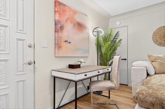 Building Photo - 10546 53rd Ave N