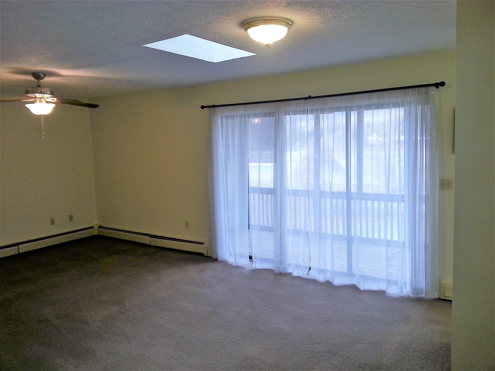 Living Room toward Porch - 4011 Rockwell Ave