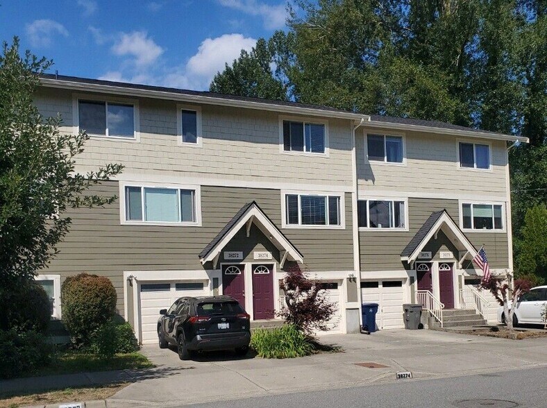 Primary Photo - 38272 SE Cedar St