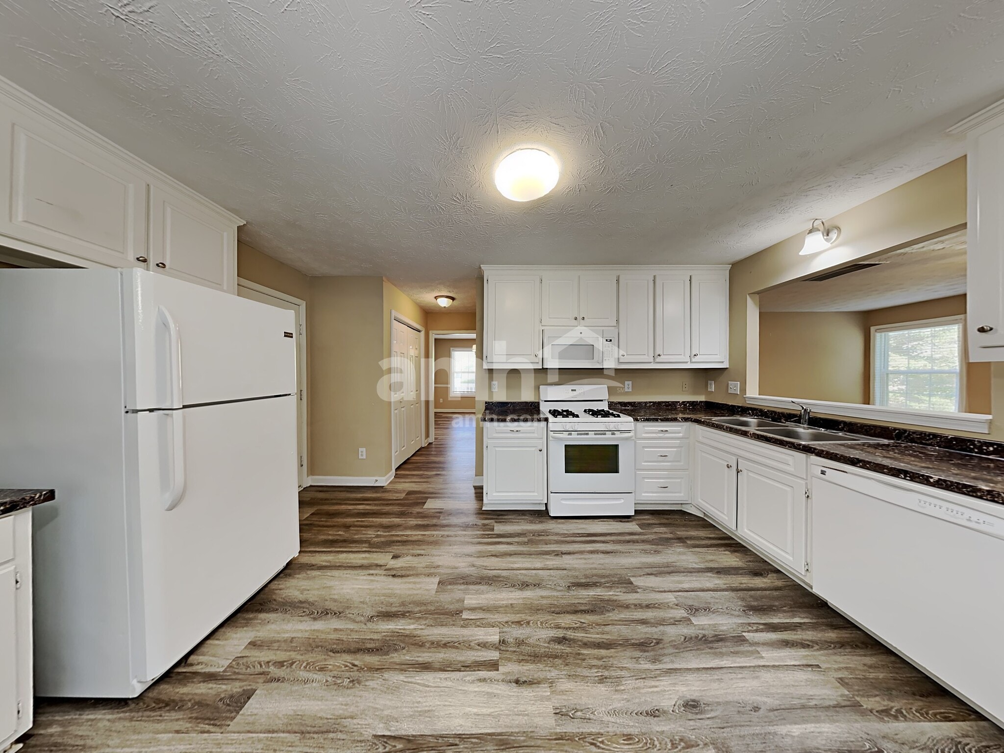 Building Photo - 2912 Canopy Cir